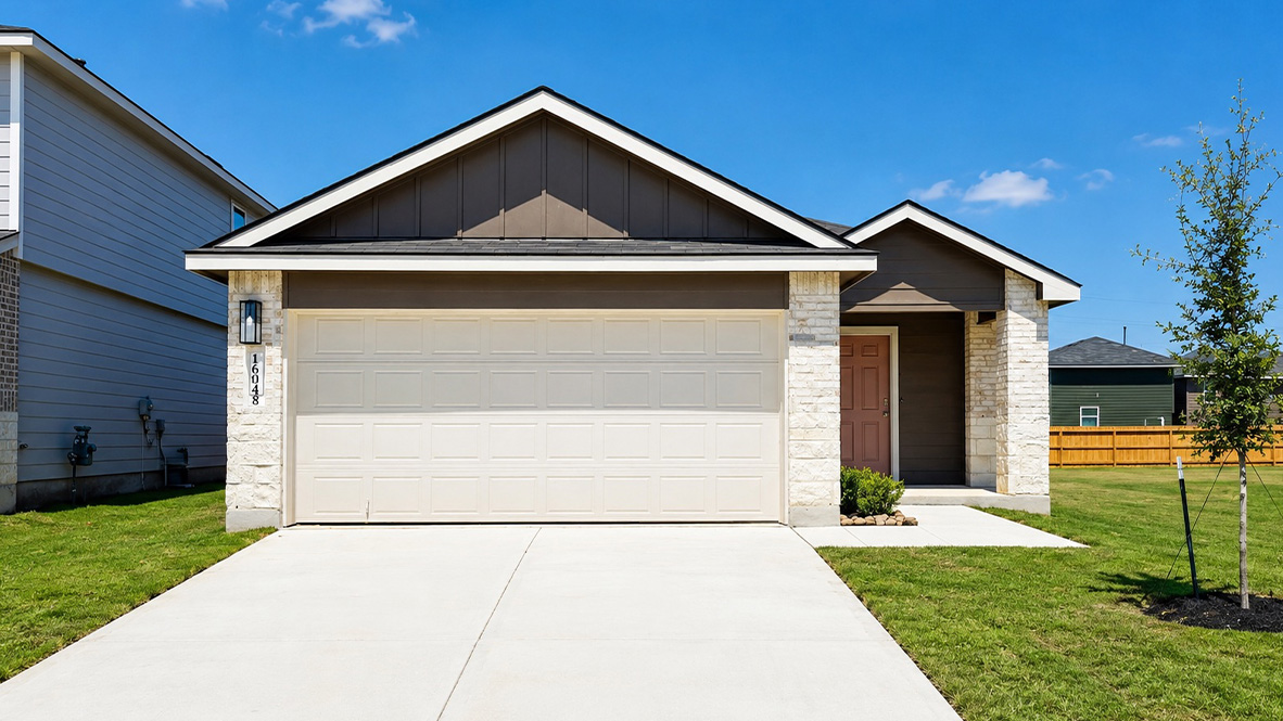 16048 Hamilton Cove exterior