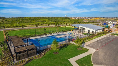 DR Horton Converse Avenida pool and amenity center