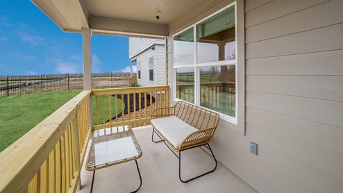 DR Horton Converse Avenida 5318 la rambla model the bryant floor plan 1703 square feet covered back patio overlooking backyard