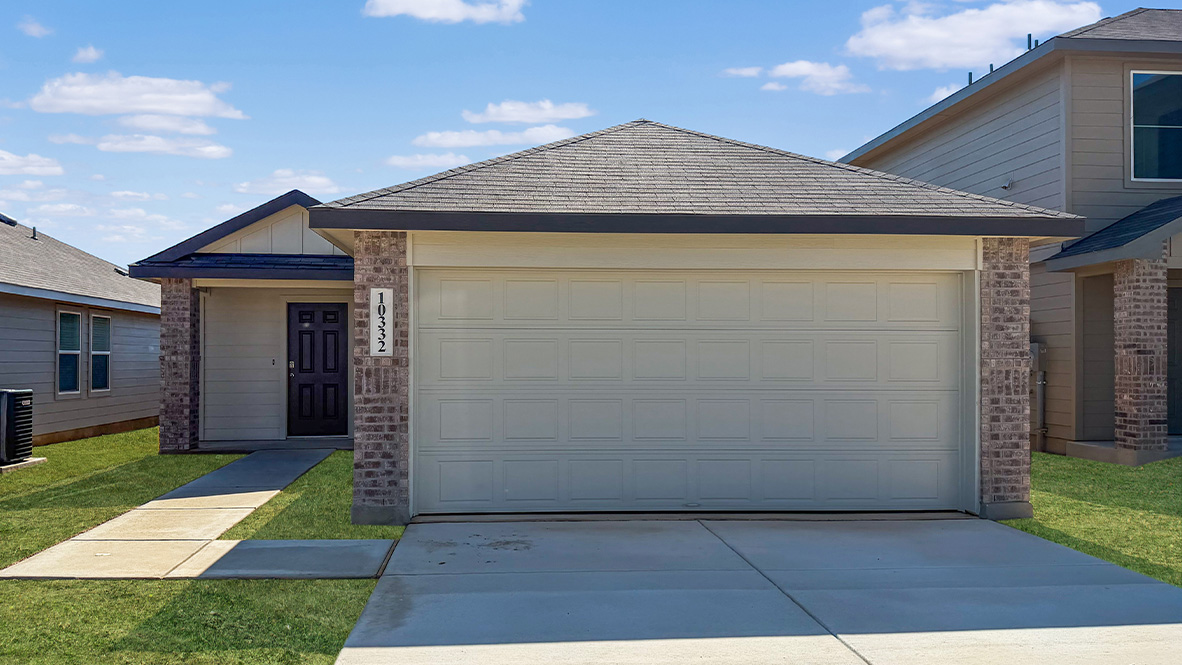 DR Horton Converse Sereno Springs the estero 4 bed 2 bath 2 car 1 story 1586 sq ft