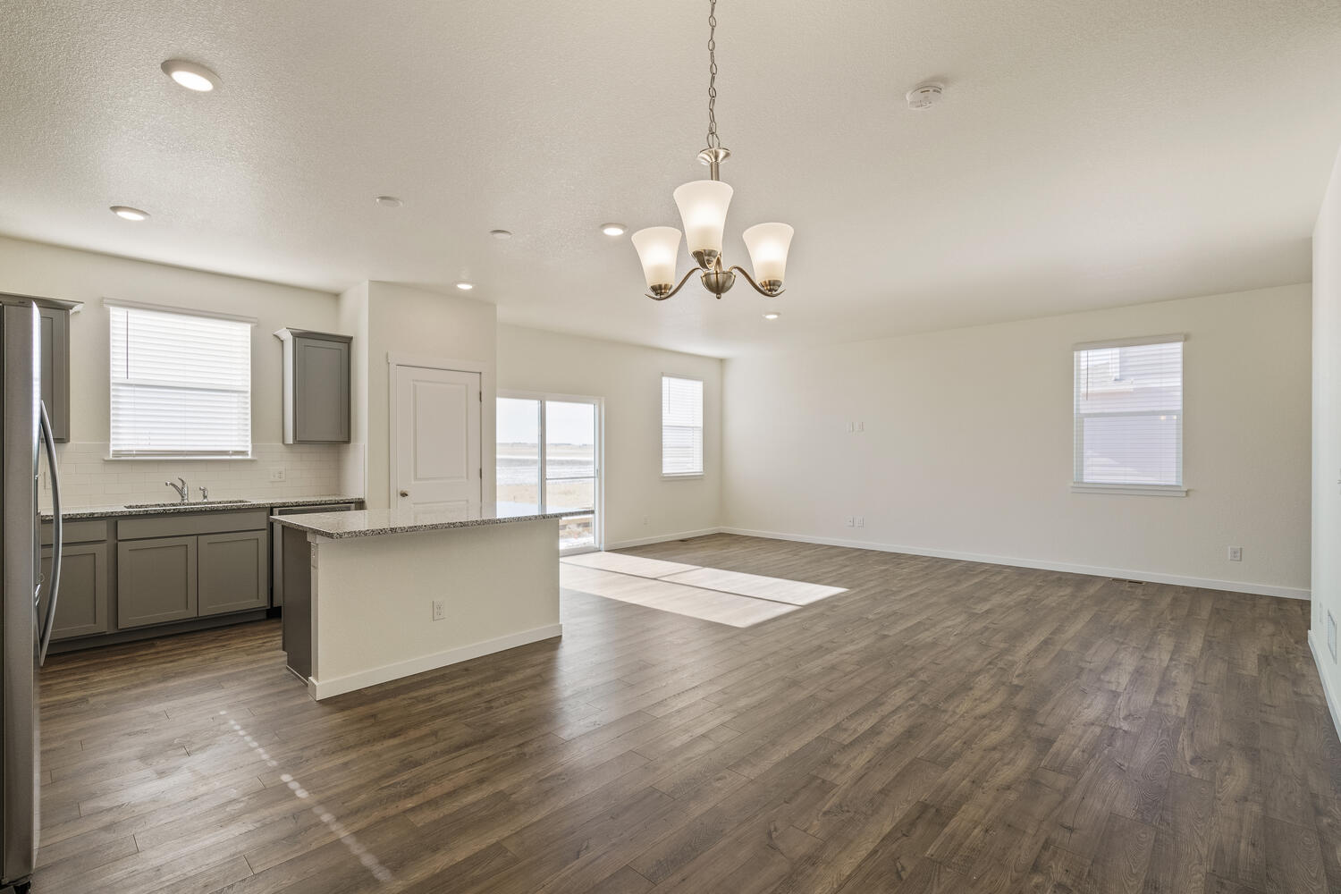 New Homes in Lochbuie, Colorado at the Silver Peaks community by D.R. Horton