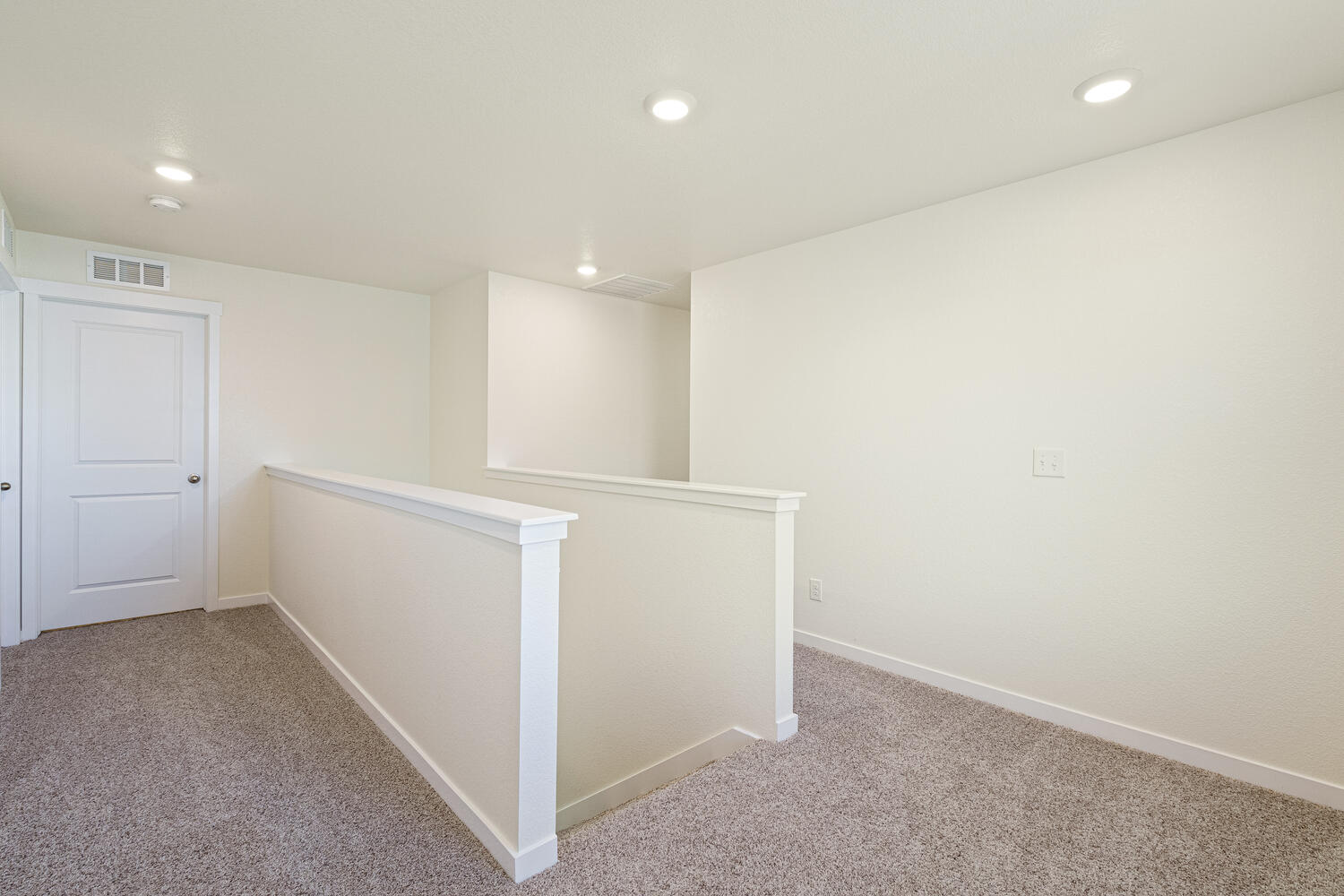 New Homes in Lochbuie, Colorado at the Silver Peaks community by D.R. Horton