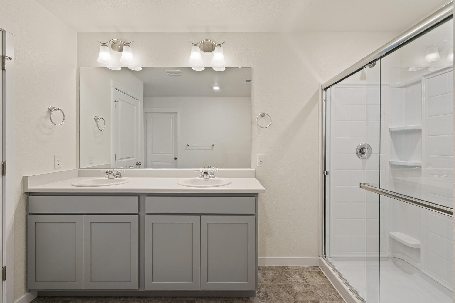 New Homes in Lochbuie, Colorado at the Silver Peaks community by D.R. Horton