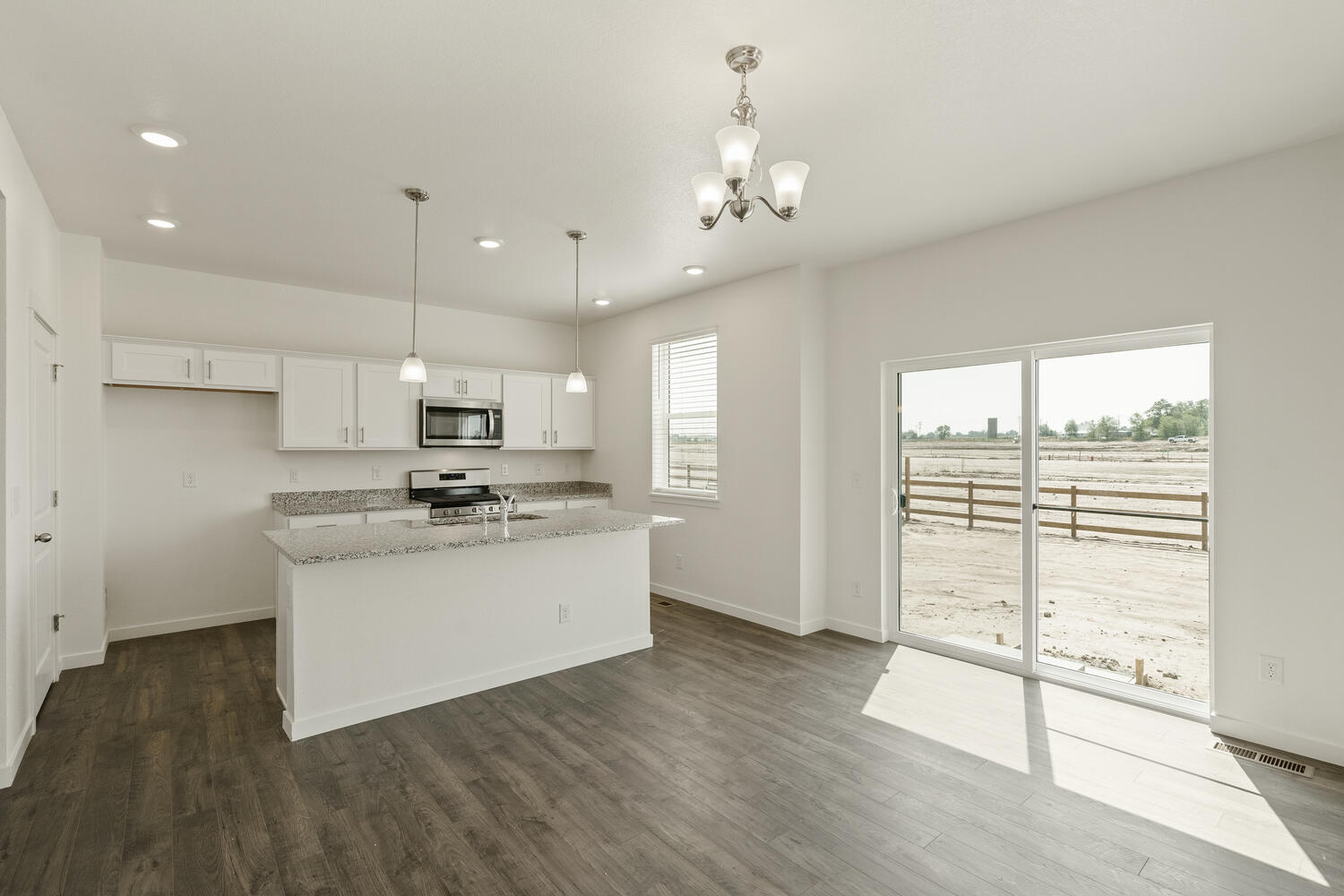 New Homes in Lochbuie, Colorado at the Silver Peaks community by D.R. Horton
