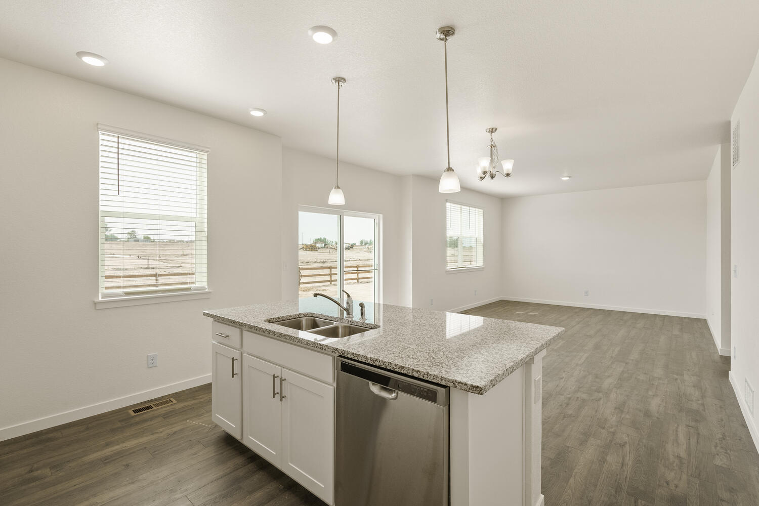 New Homes in Lochbuie, Colorado at the Silver Peaks community by D.R. Horton