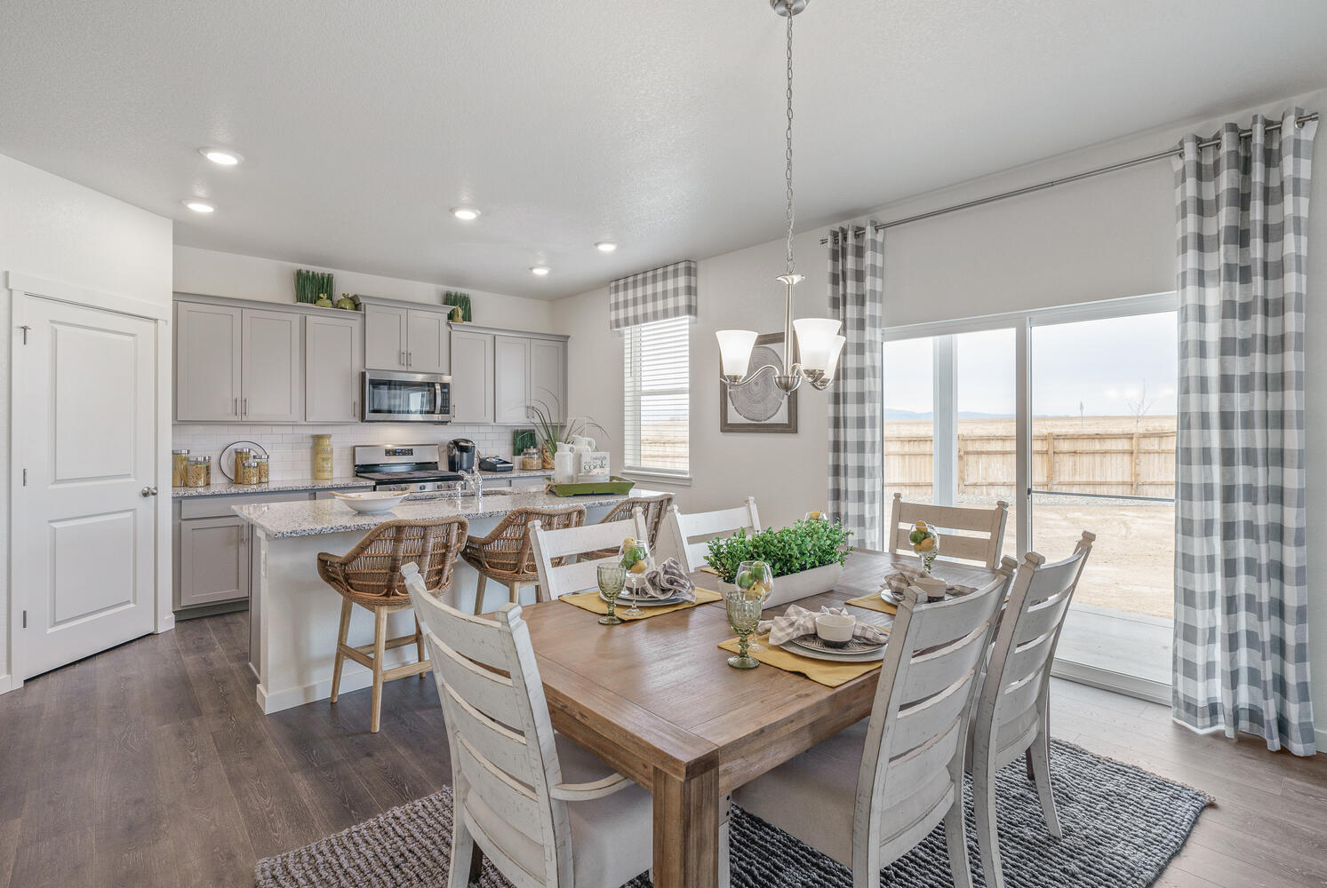 New Homes in Lochbuie, Colorado at the Silver Peaks community by D.R. Horton