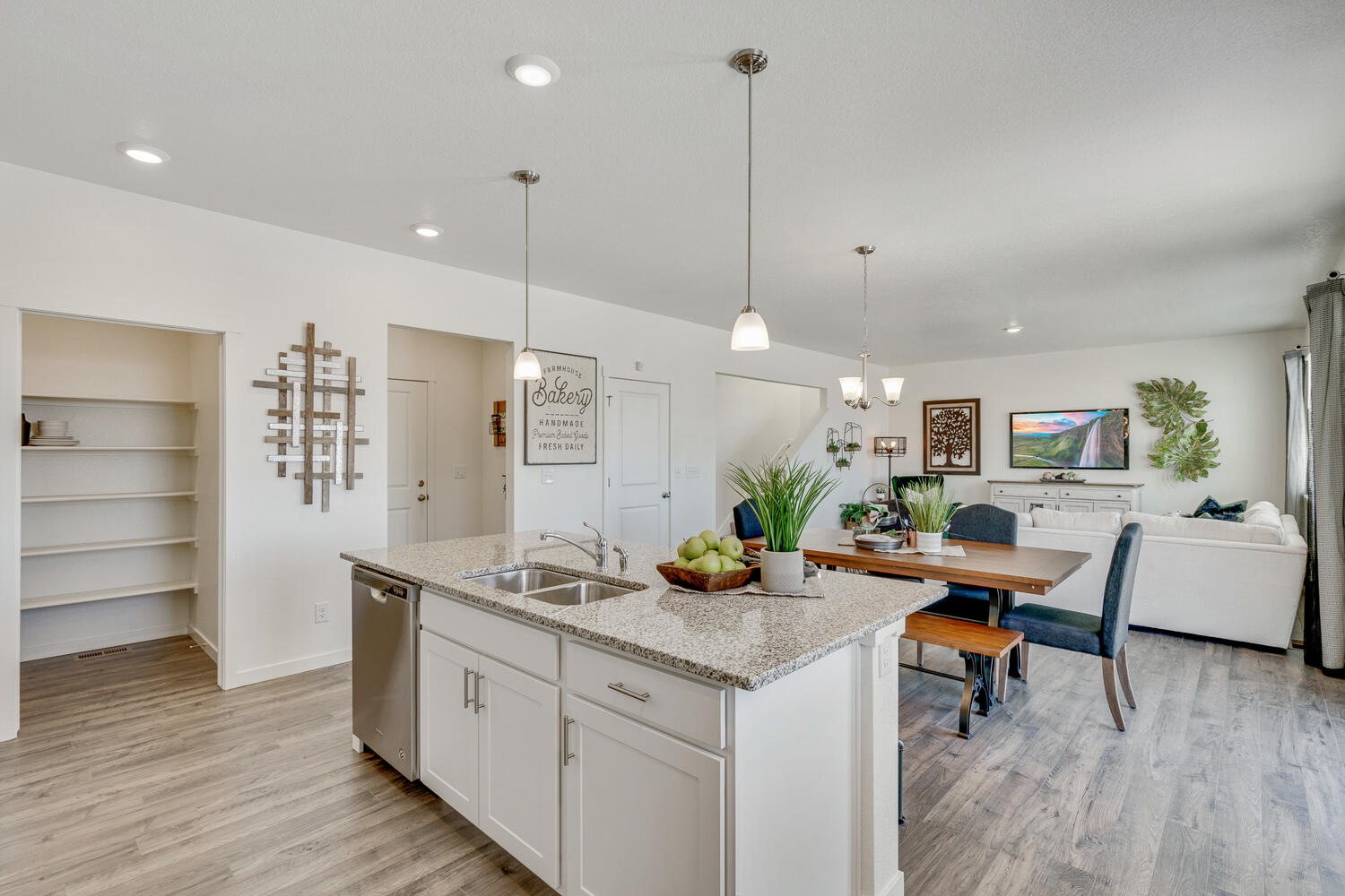 New Homes in Lochbuie, Colorado at the Silver Peaks community by D.R. Horton