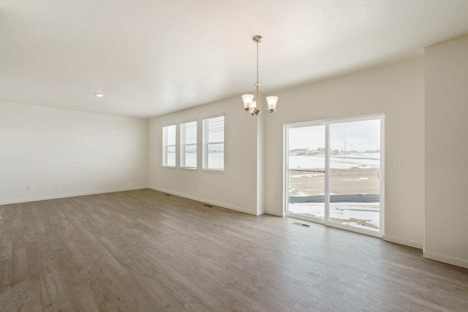 New Homes in Lochbuie, Colorado at the Silver Peaks community by D.R. Horton