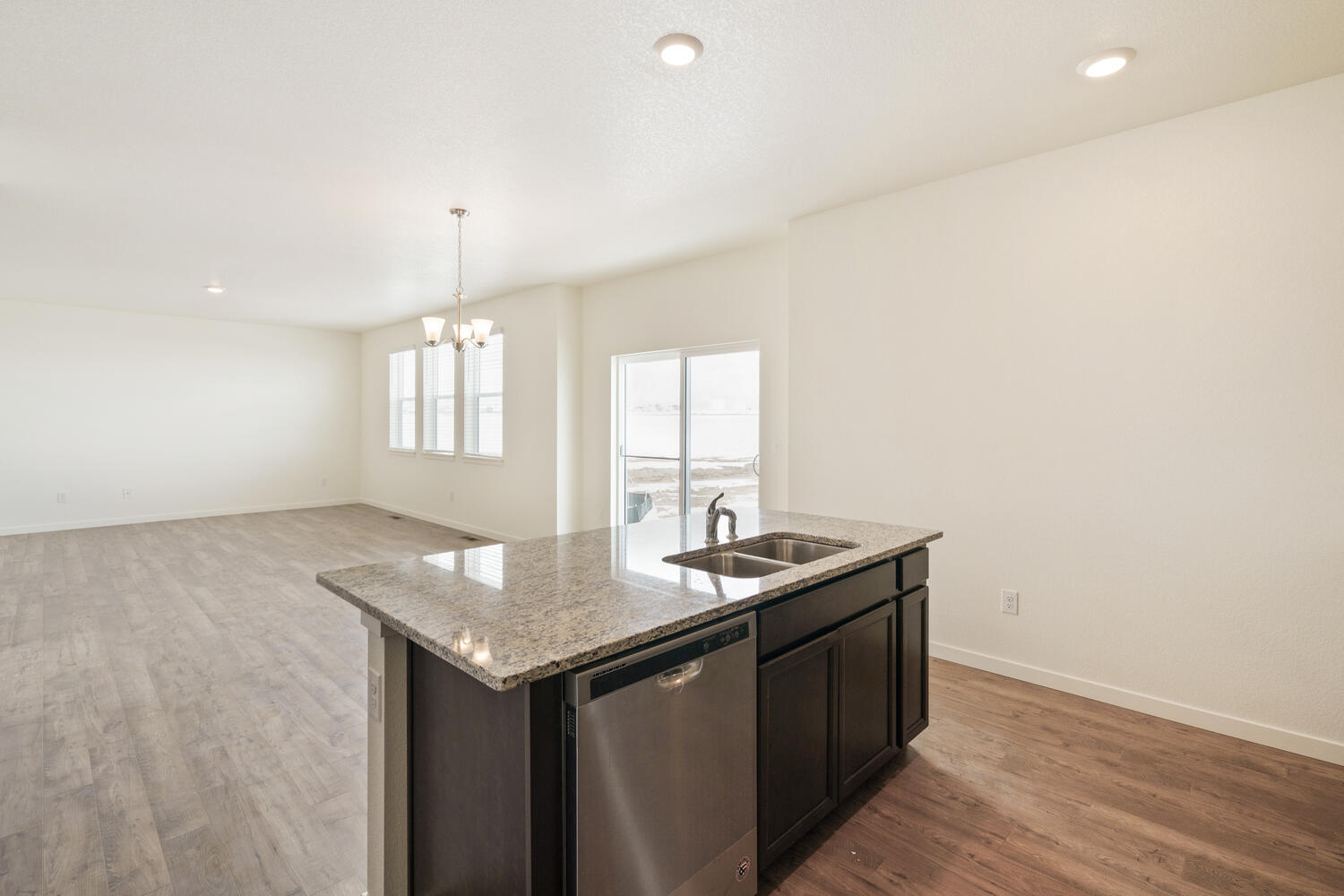 New Homes in Lochbuie, Colorado at the Silver Peaks community by D.R. Horton