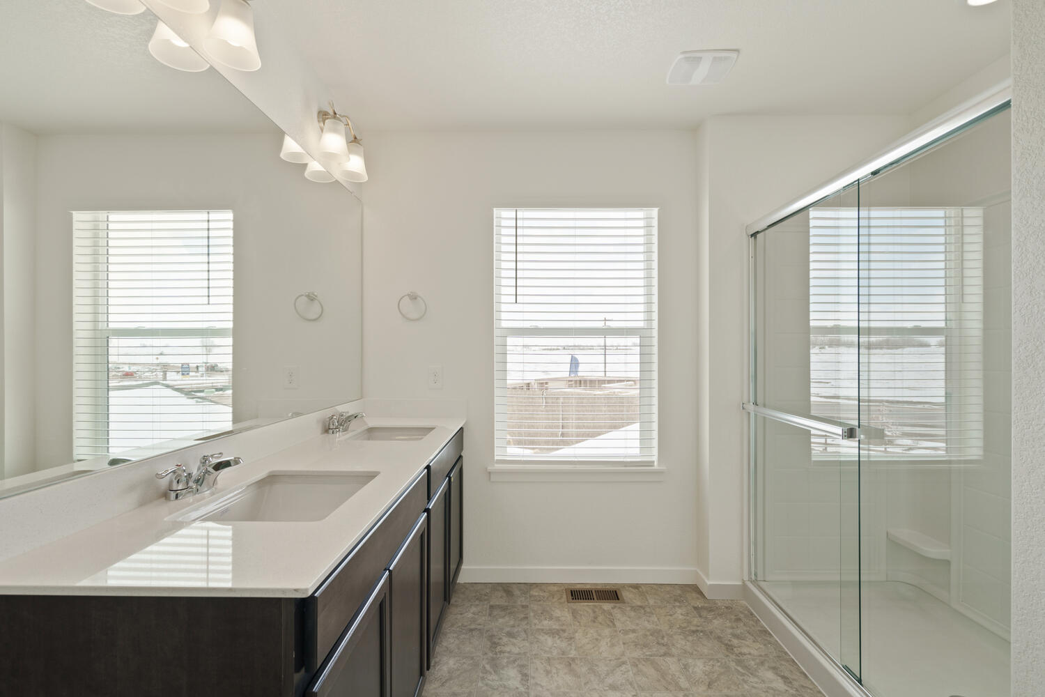 New Homes in Lochbuie, Colorado at the Silver Peaks community by D.R. Horton