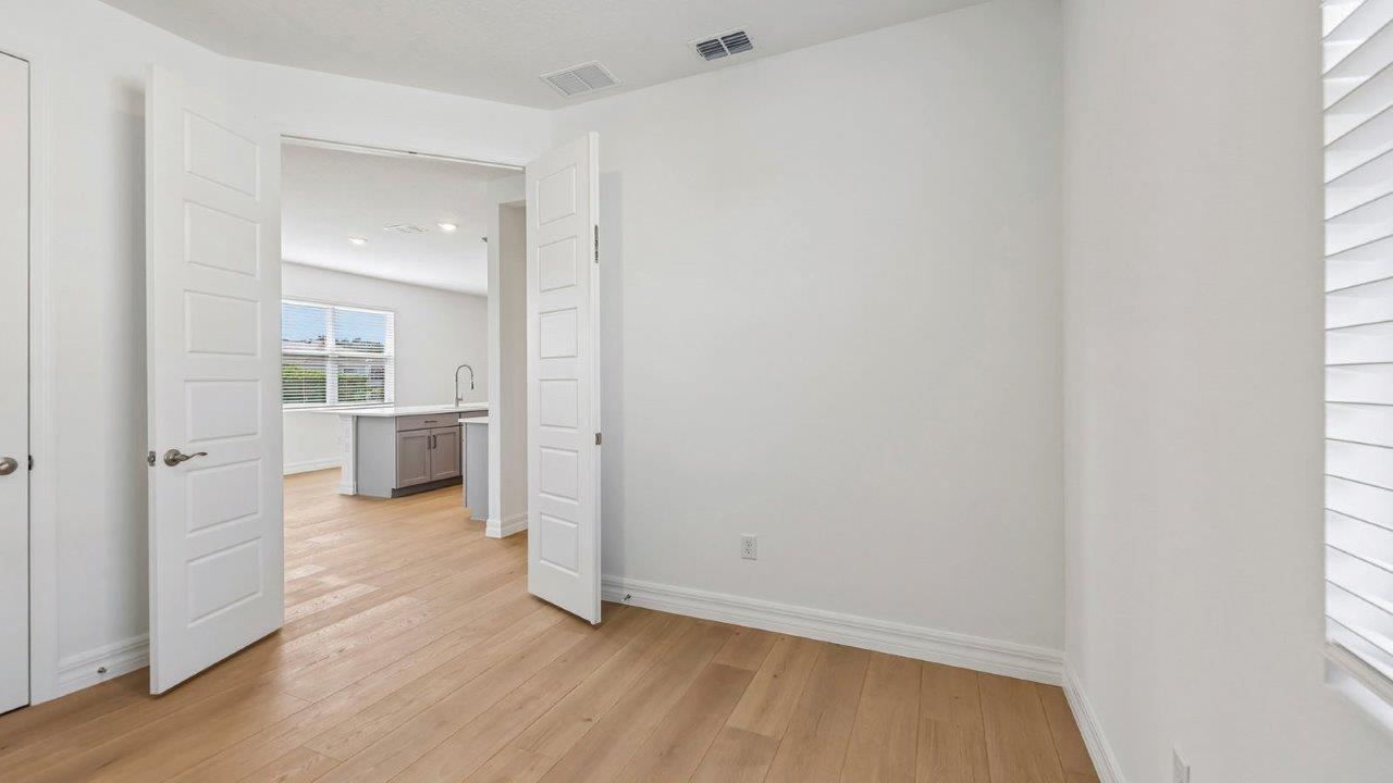 Flex room with closet and double doors