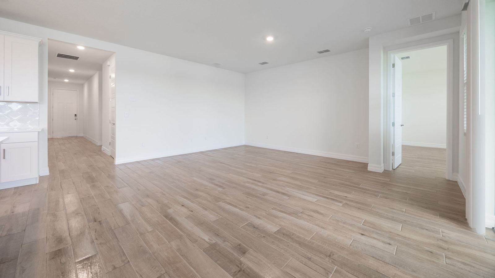 Living room to hallway of entrance