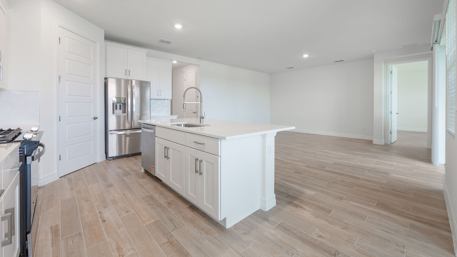 Kitchen and living room