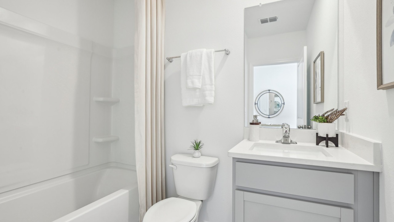 4 madison quartz bath1