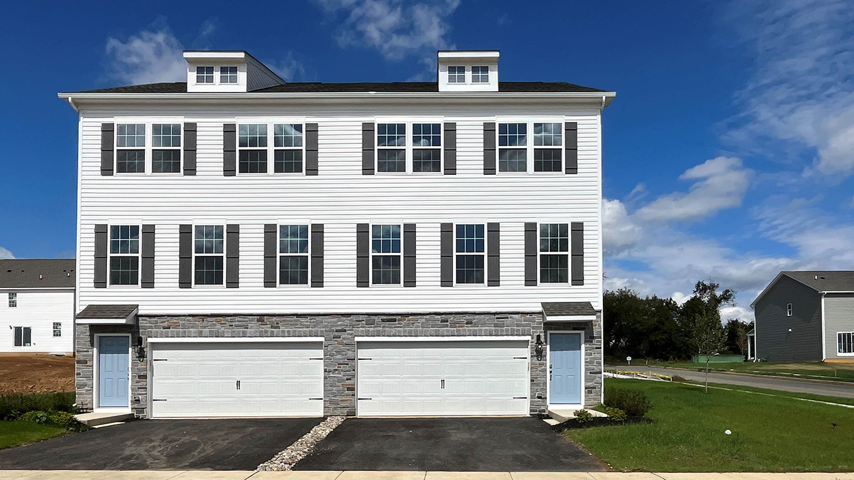 Lafayette Hills Twins Regent twin home with two-car garage.