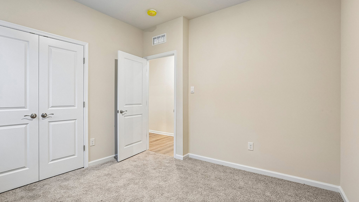 Full secondary bathroom with a practical layout and modern finishes designed to support busy households and visiting guests.