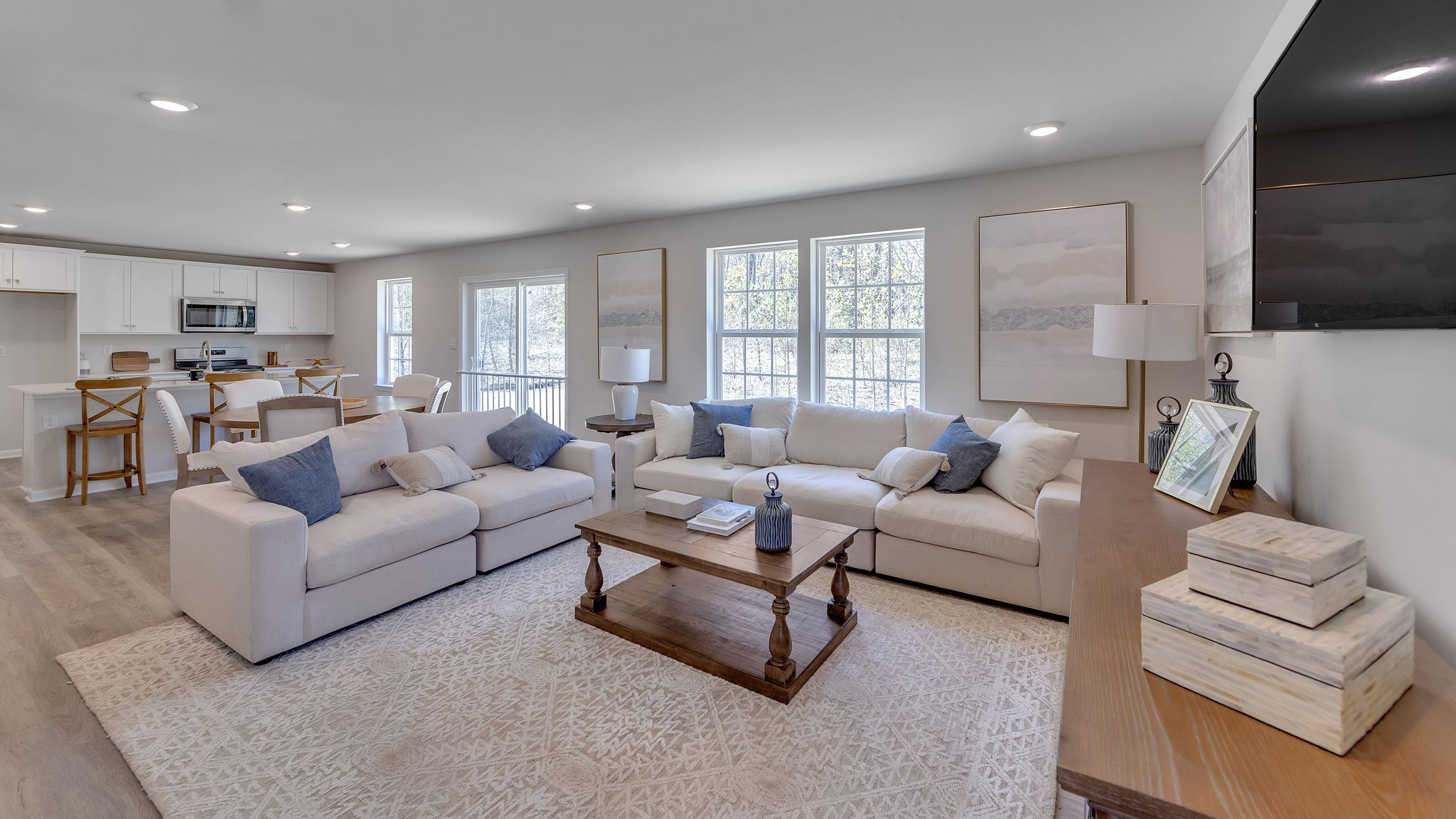 The open floorplan allows you and your loved ones to spend quality time together.