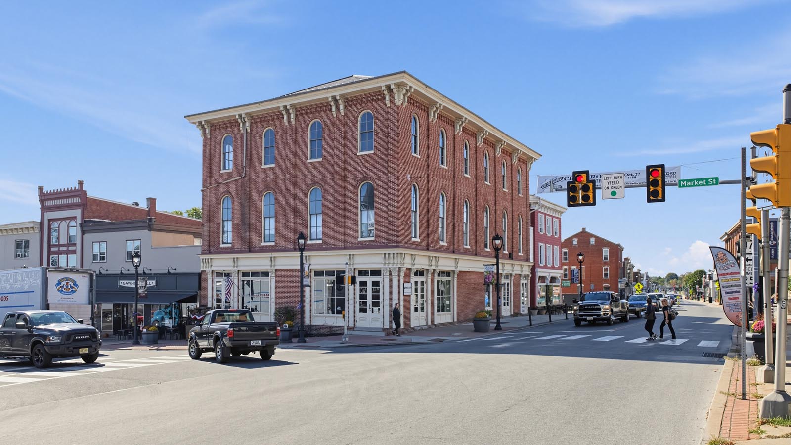 a street scene in downtown Oxford PA