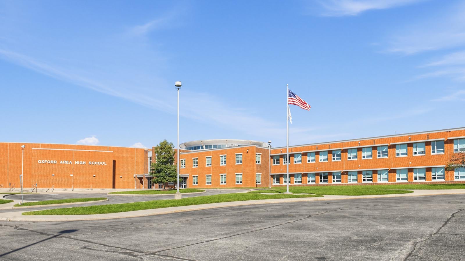 a outside photo of Oxford area high school