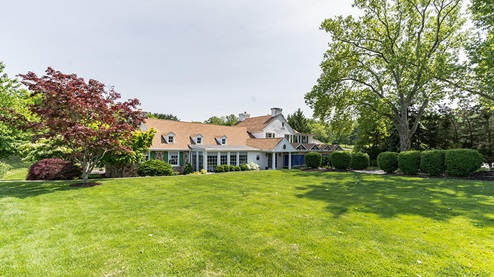 Country club nearby.