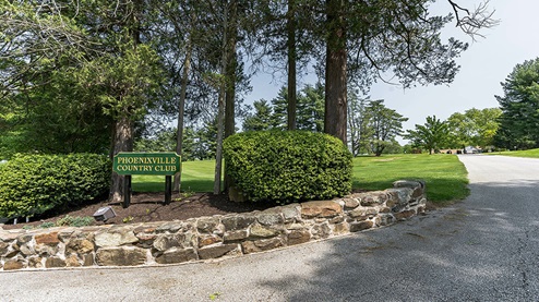 Country club nearby.