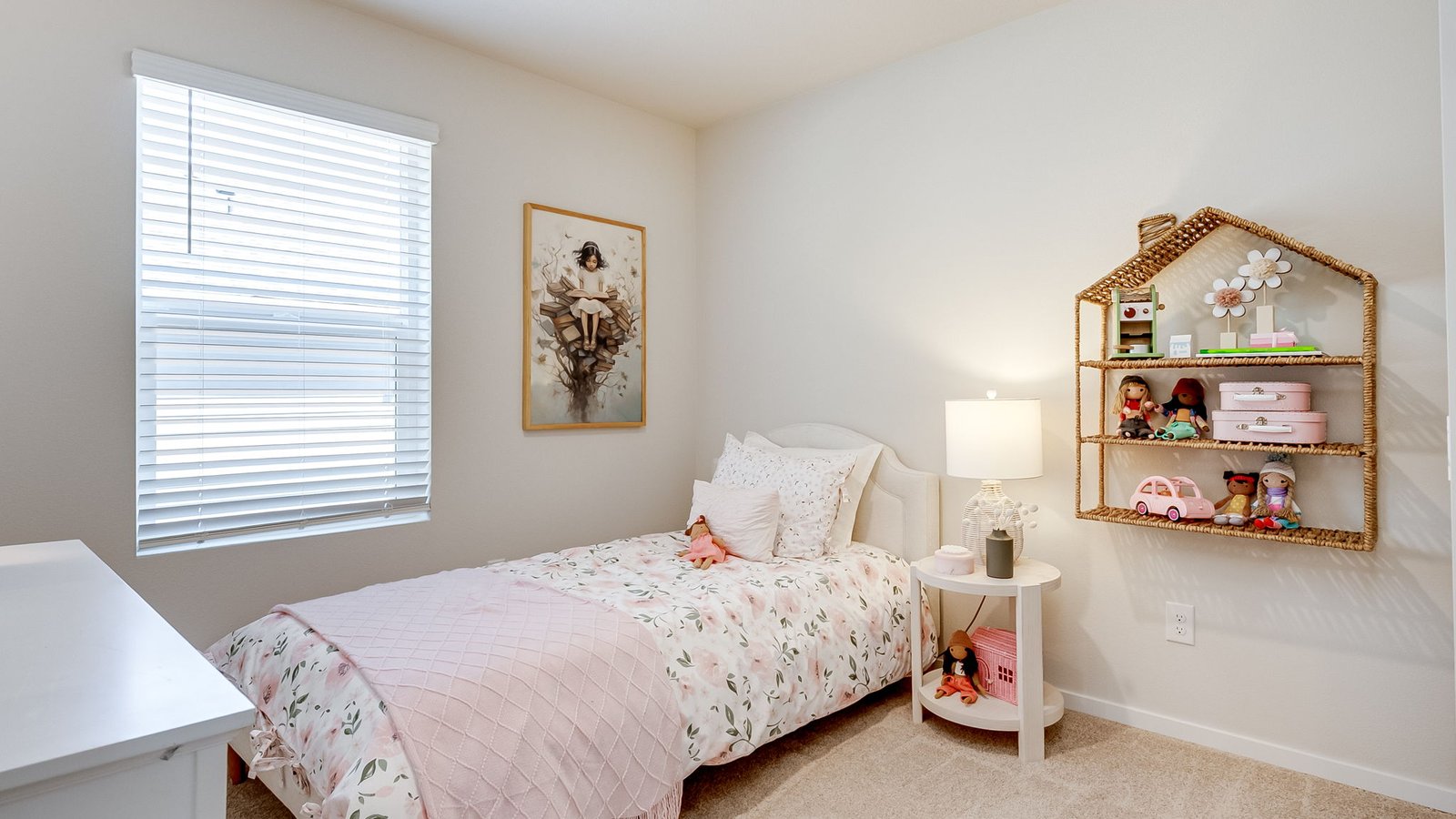 Bedroom with wall-to-wall carpet and a closet