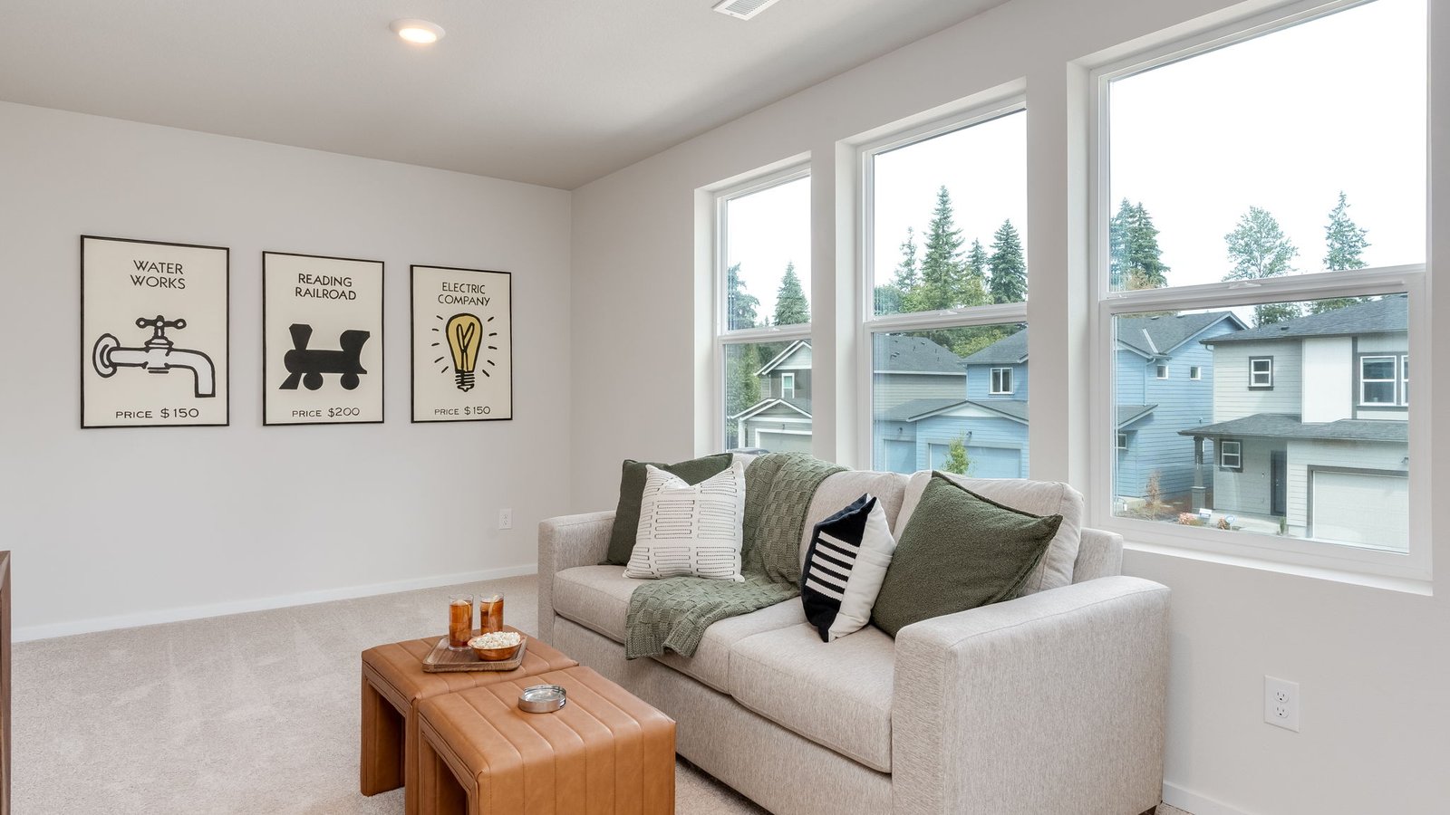 Bedroom with wall-to-wall carpet and a closet