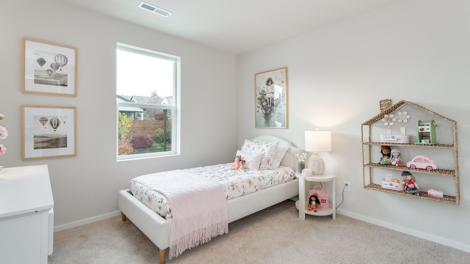Bedroom with wall-to-wall carpet and a closet