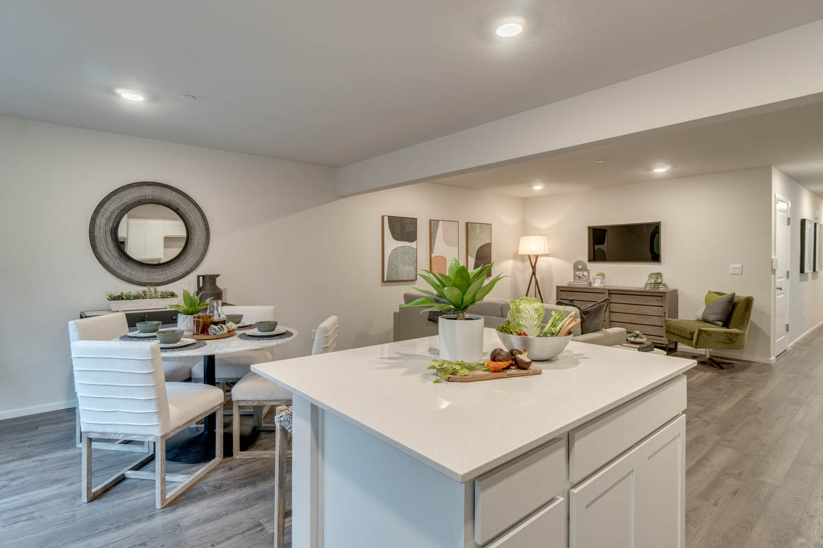 New Homes in The Ridge at Kemper Grove Townhomes RIDGEFIELD, WA D.R