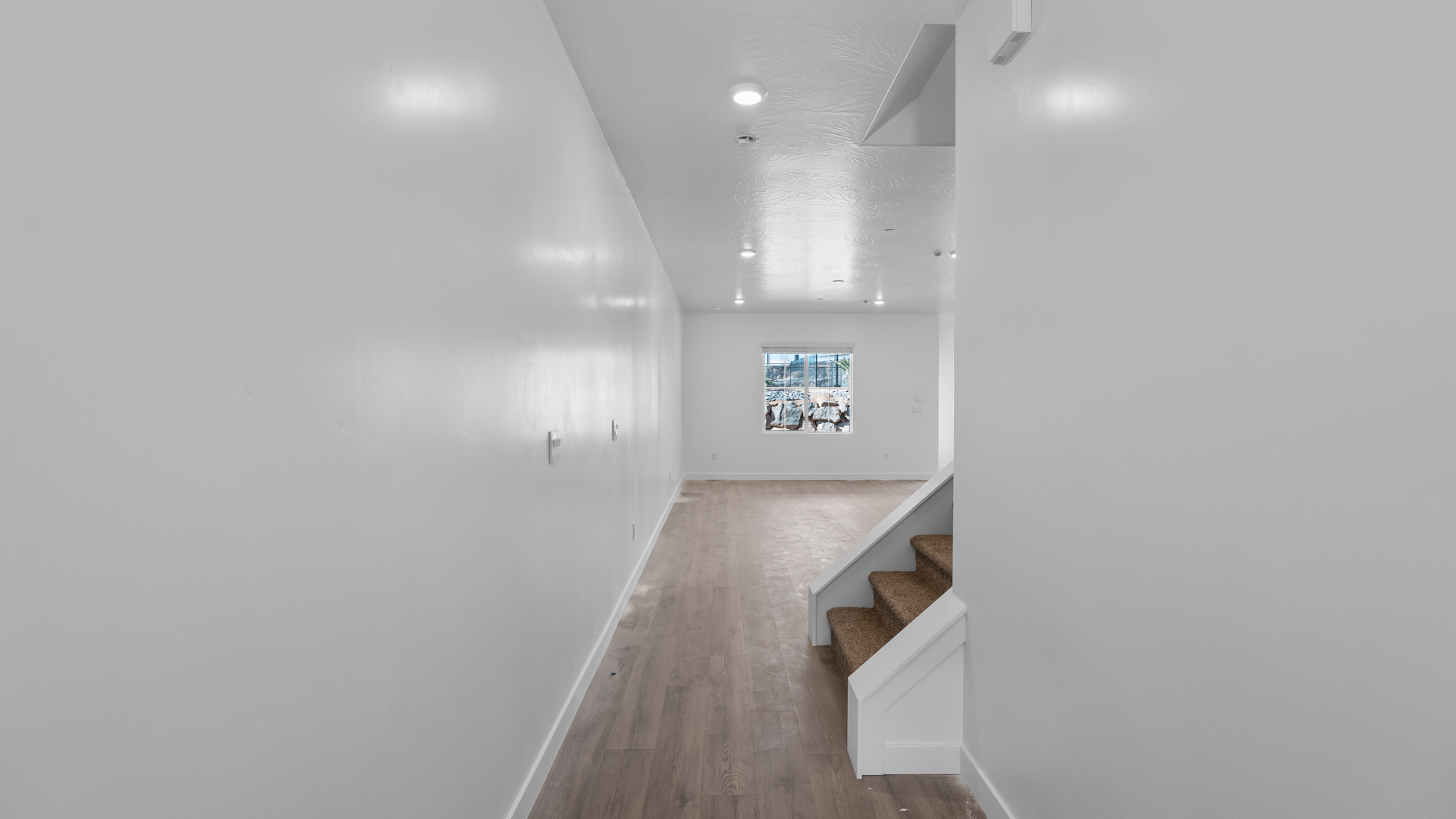 Entry way of the Crescent plan.