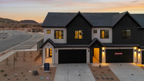 Long Valley Skyline Crescent model home