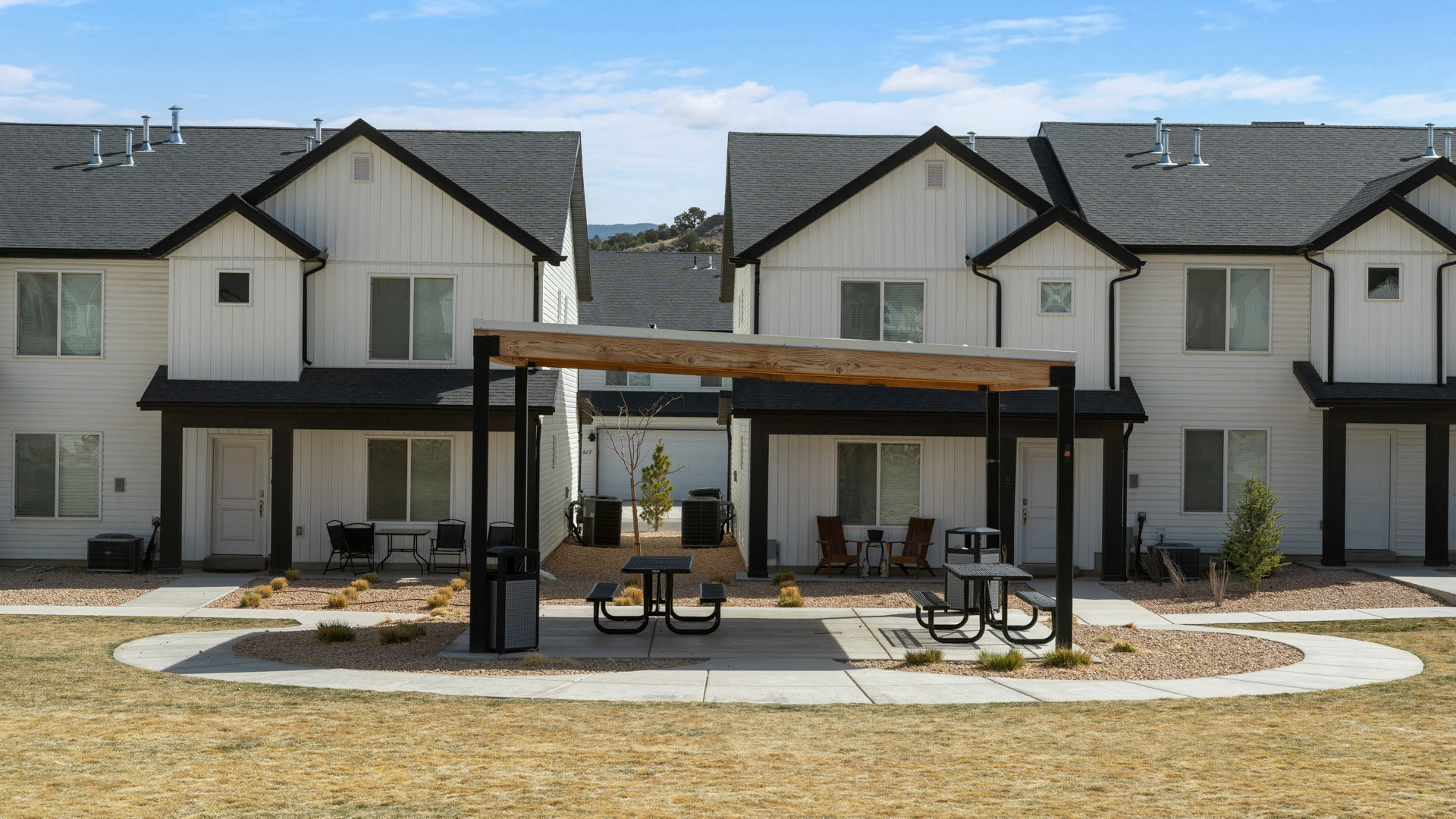 Old Sorrel Townhomes amenities with park, playground, and pavilion.