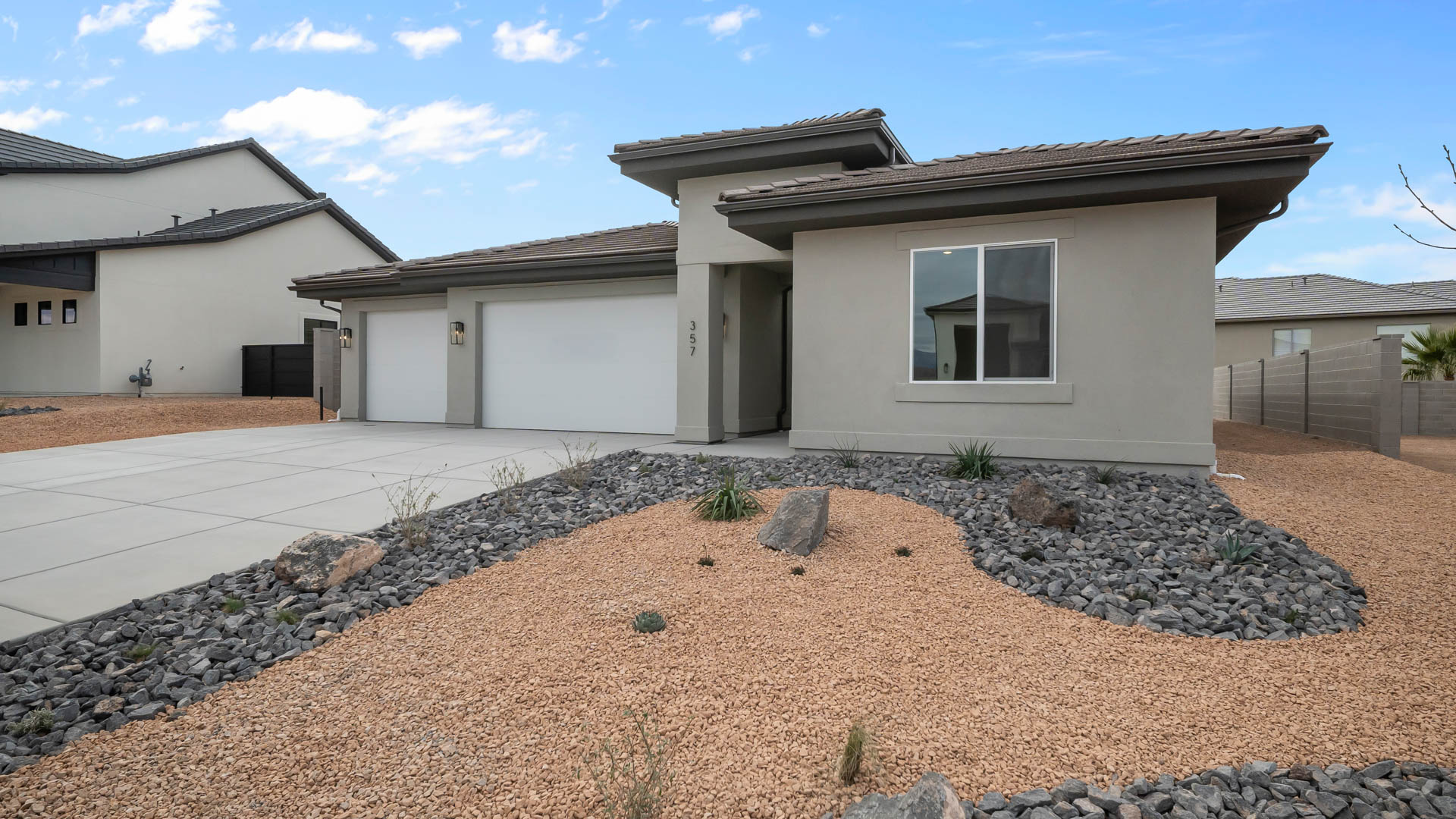 Oasis desert transitional.