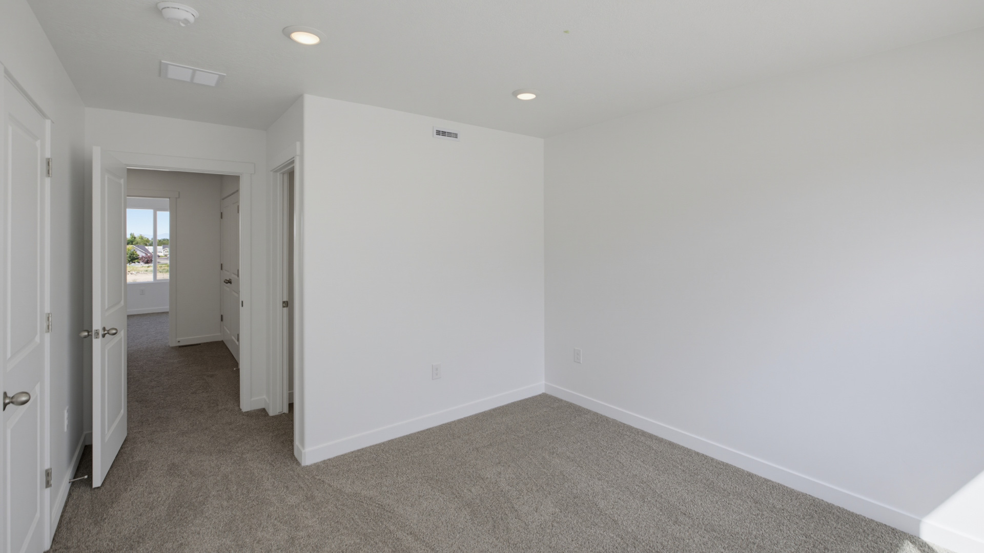new townhomes for sale in Harrisville, Utah.