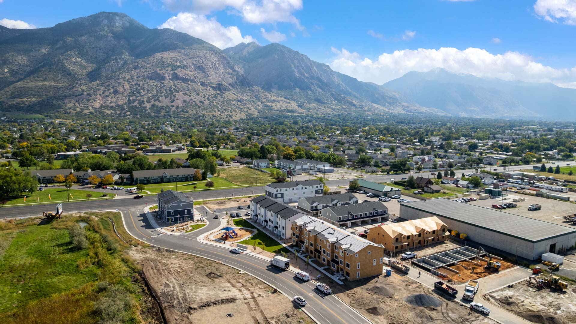 Dixon Creek aerials towards mountains.