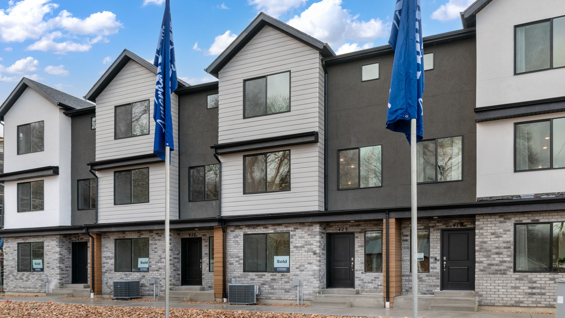 446 E 1435 St #126 exterior