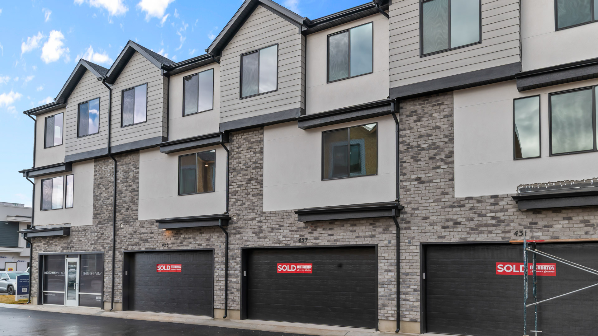 1453 S 470 E #150 exterior