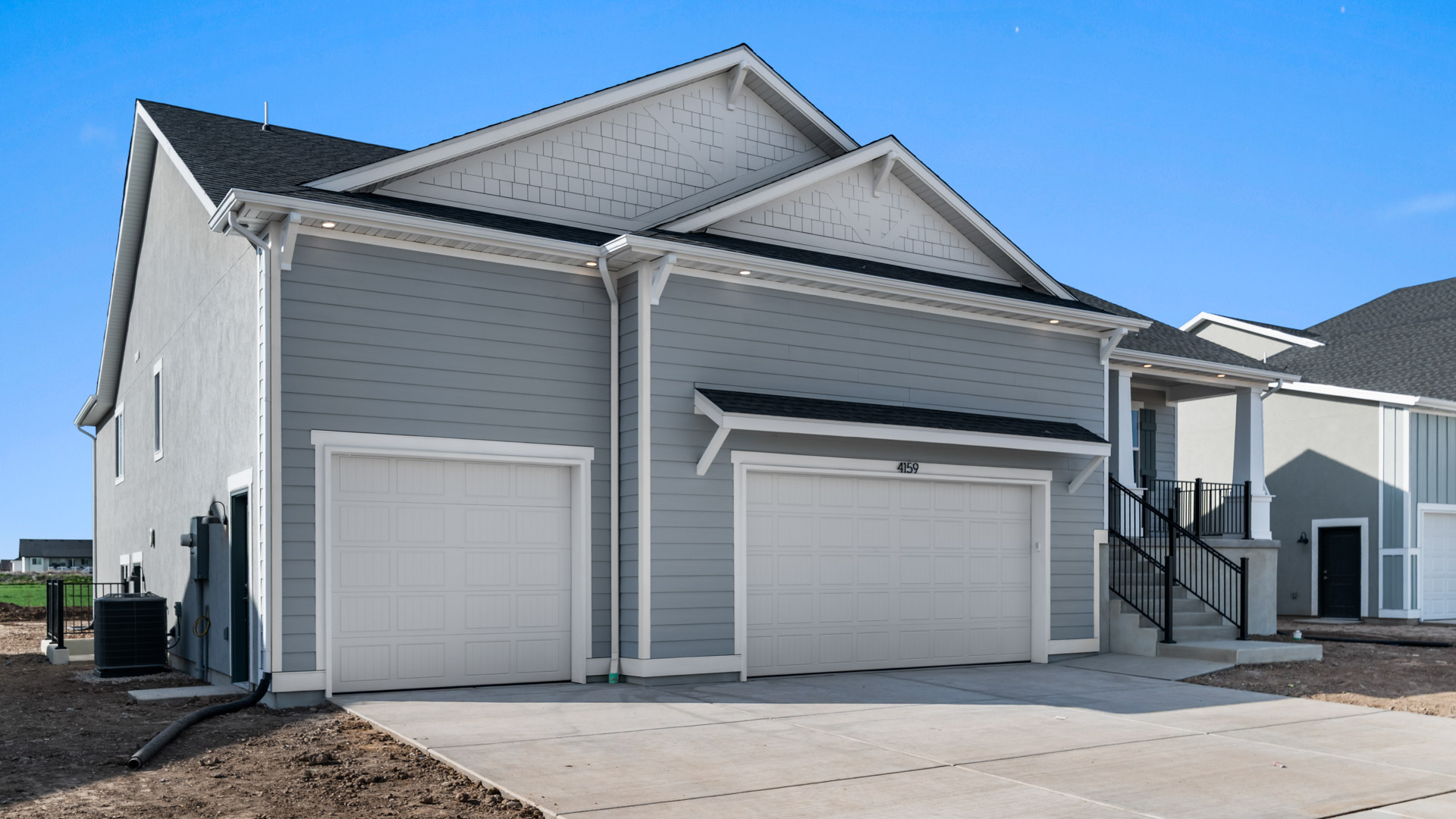 Livingston Craftsman elevation 3 car.