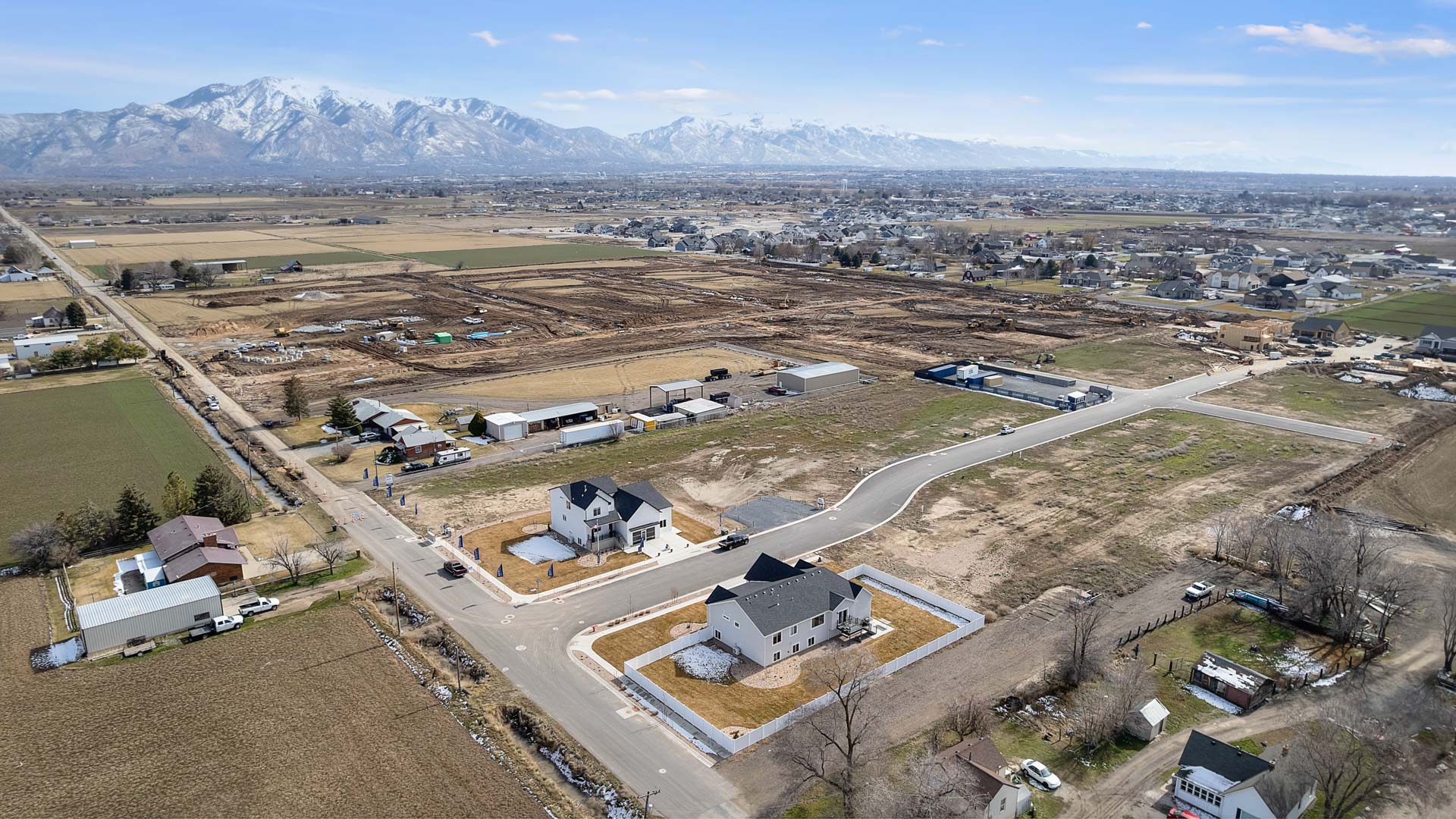 February aerial of Palomino community.