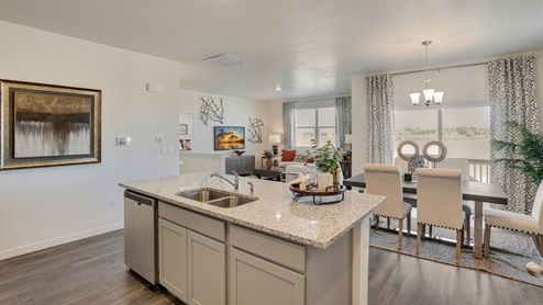 Chatam Kitchen at Settlers Crossing by D.R. Horton