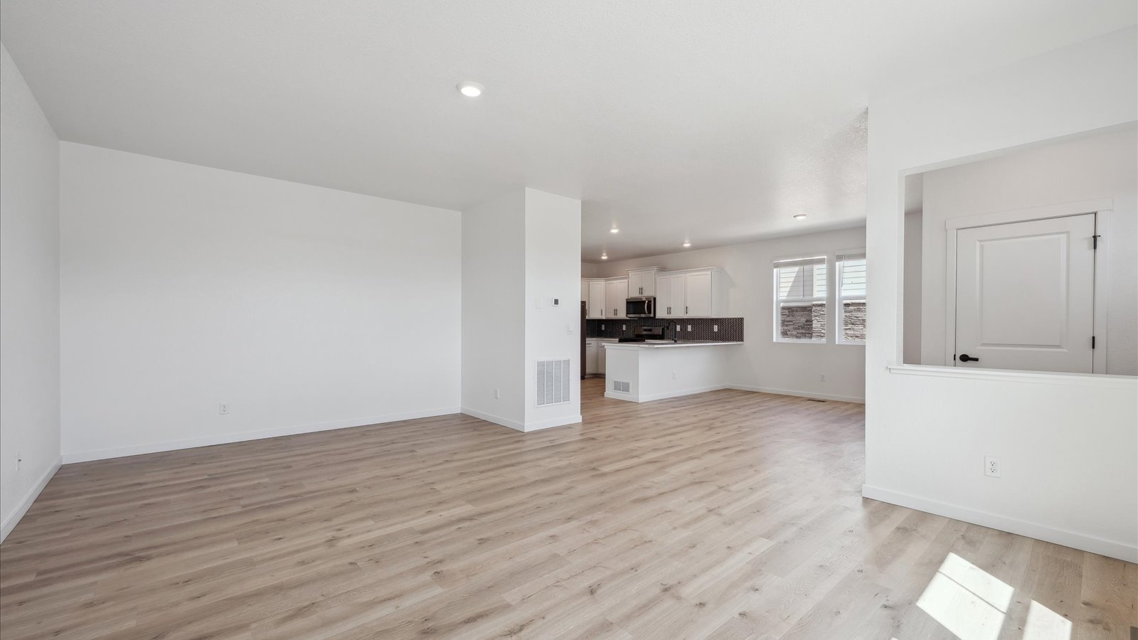 main floor of new D.R. Horton home in Aurora, CO