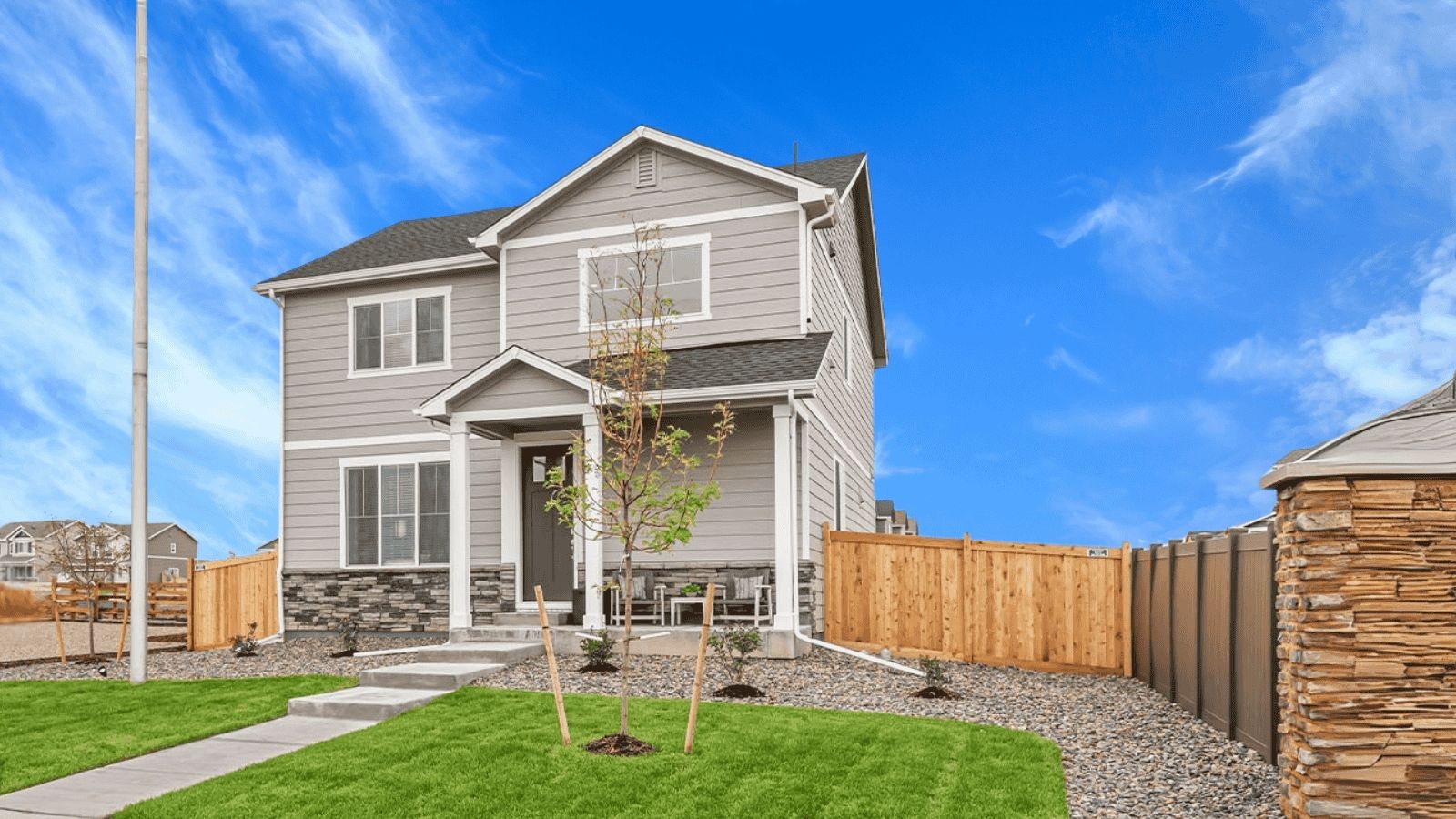 Exterior of Alamosa two-story home by D.R. Horton in Aurora, CO