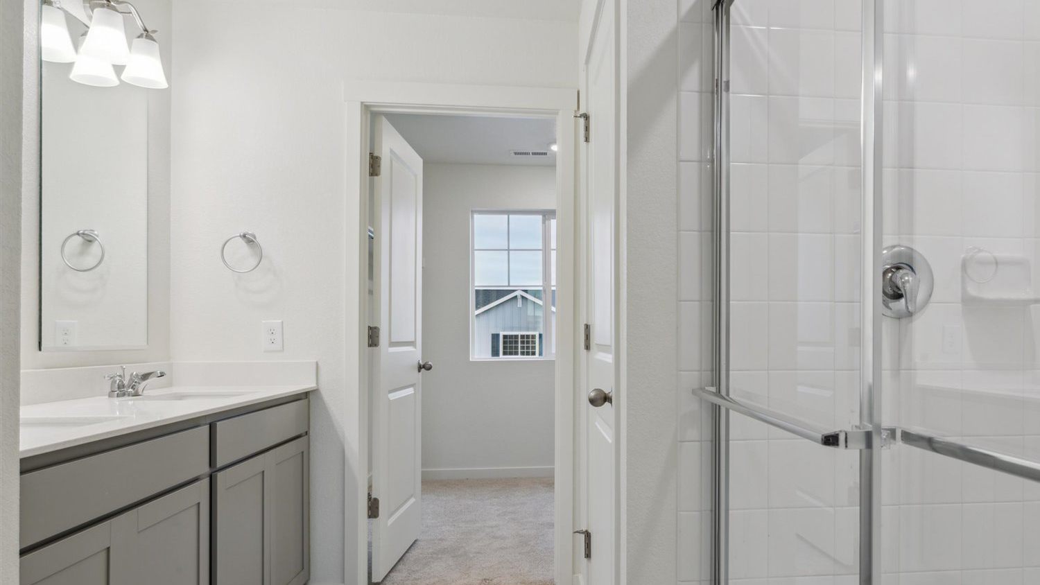Private attached bathroom in Sky Ranch community in Colorado