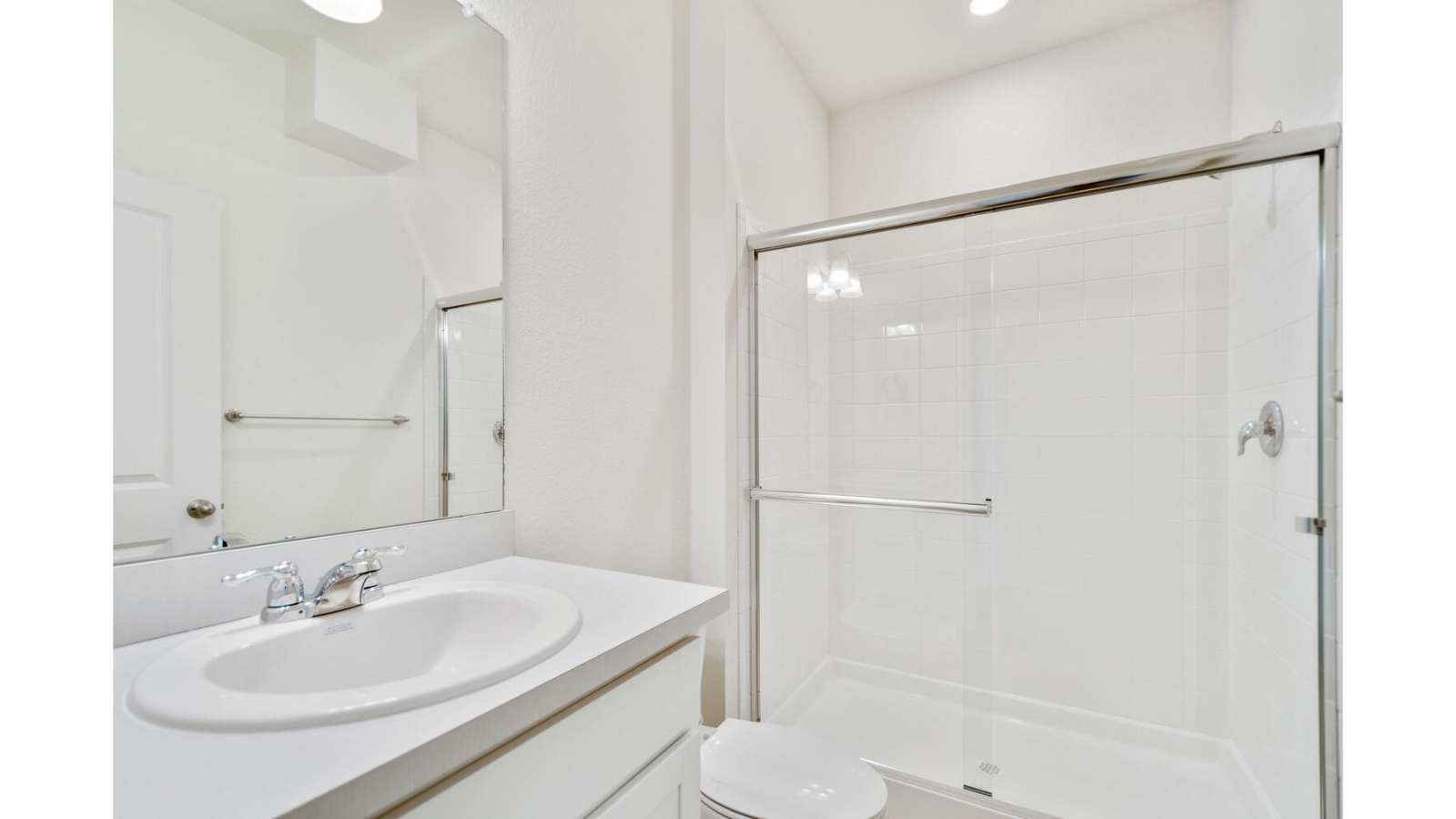 Secondary bathroom in new D.R. Horton home at Sky Ranch new home community