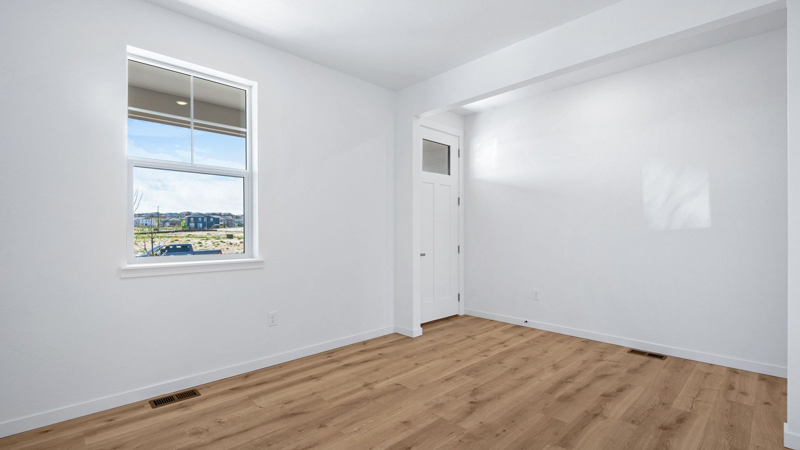 new home wiht ofice