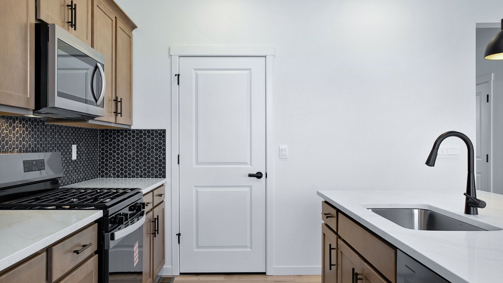 new home kitchen
