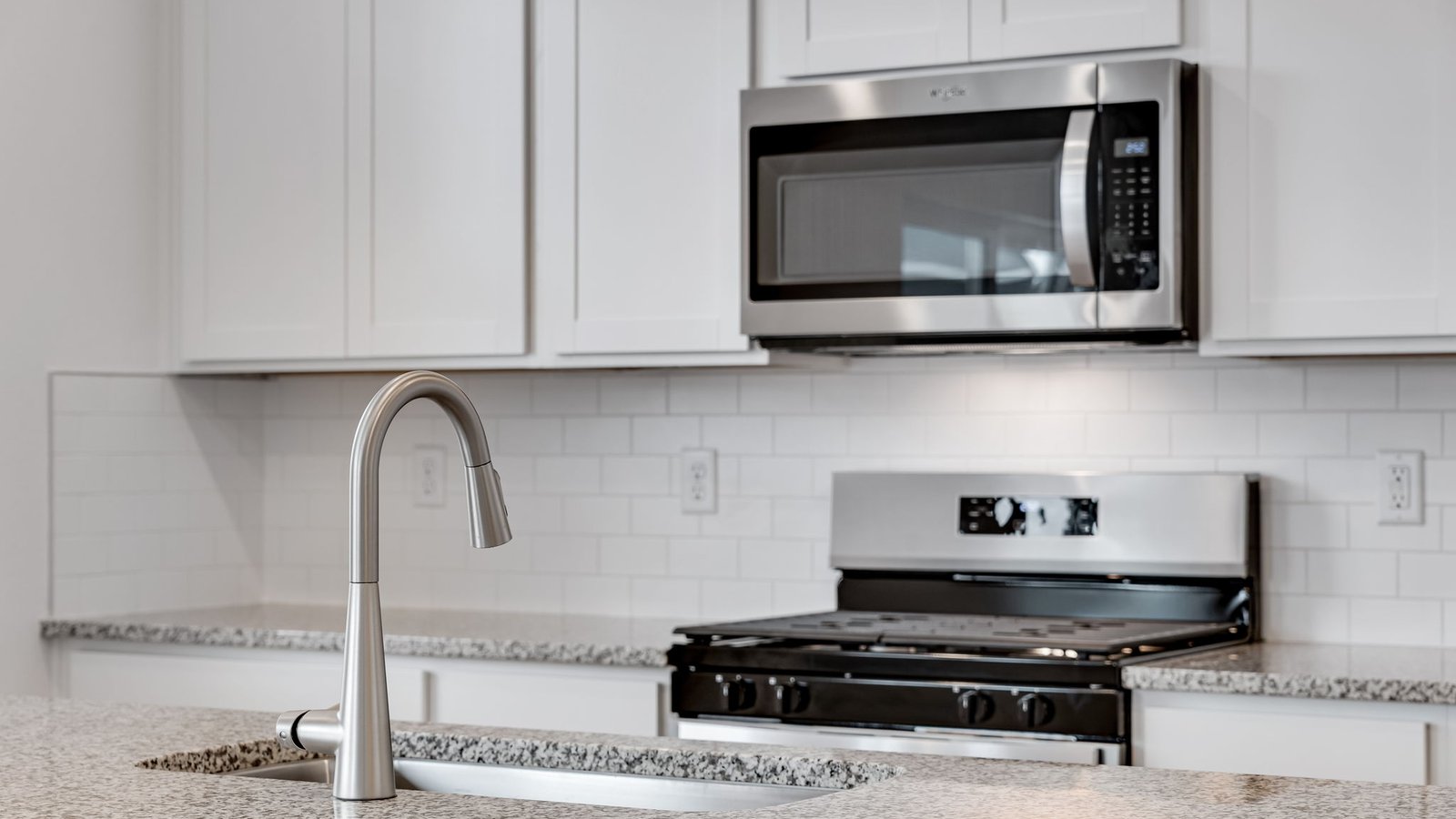 New finishes in D.R. Horton home for sale