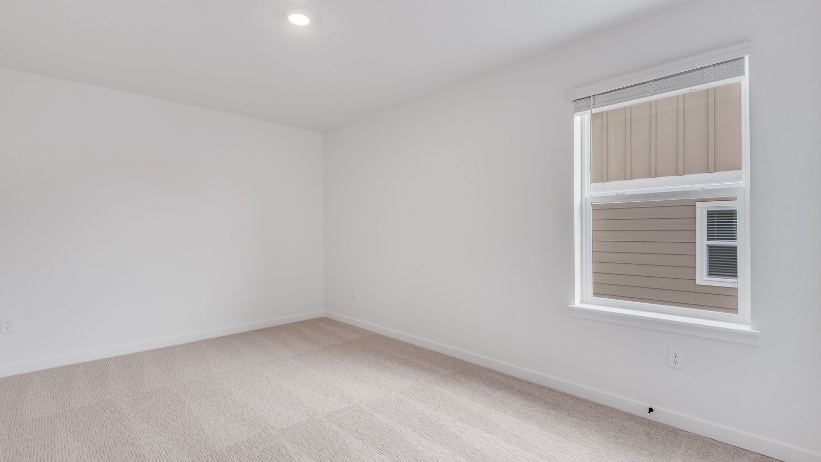 Secondary bedroom in new home in Parker Colorado