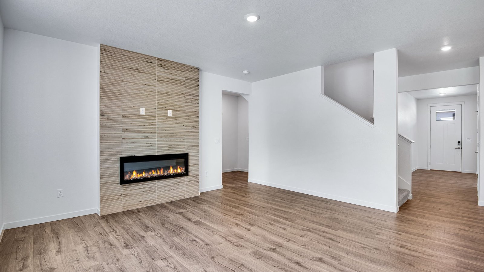 Fireplace in Espresso Finishes new home in Parker Colorado