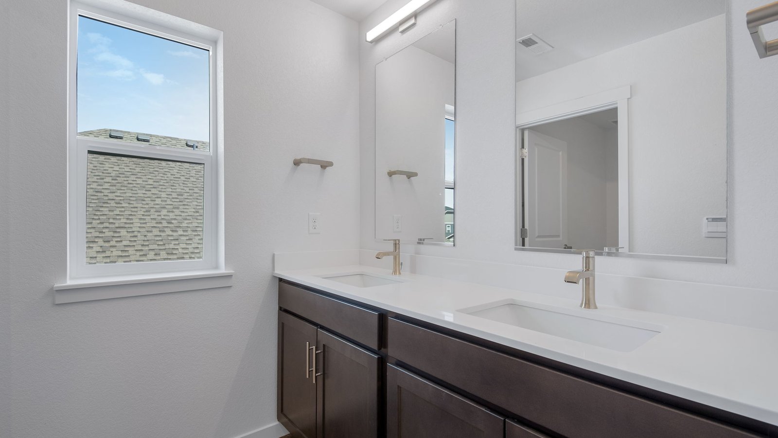 Secondary bathroom in new home community in Parker Colorado